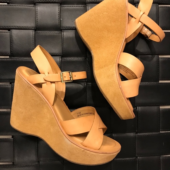 buffalo sandals wedge